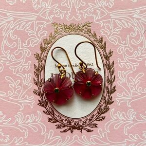 Flower drop earrings